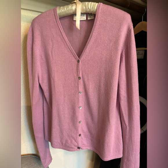 Silk and cashmere cardigan. Beautiful lavender color and super soft. - Picture 1 of 3